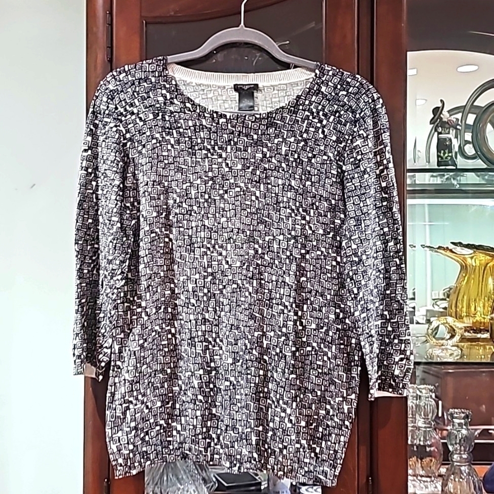 Ann Taylor Geometric patterns white & black size xl